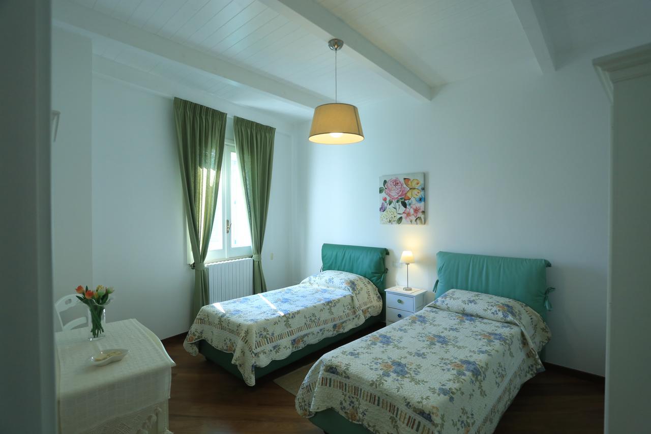 Valois Vera Vista Mare Monopoli Luaran gambar
