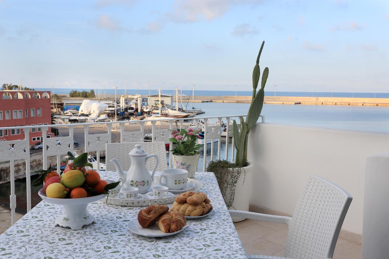 Valois Vera Vista Mare Monopoli Luaran gambar