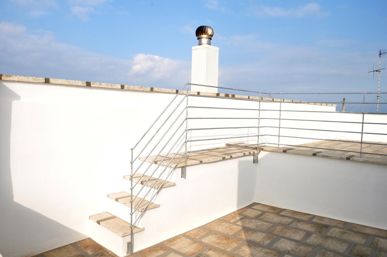 Valois Vera Vista Mare Monopoli Luaran gambar